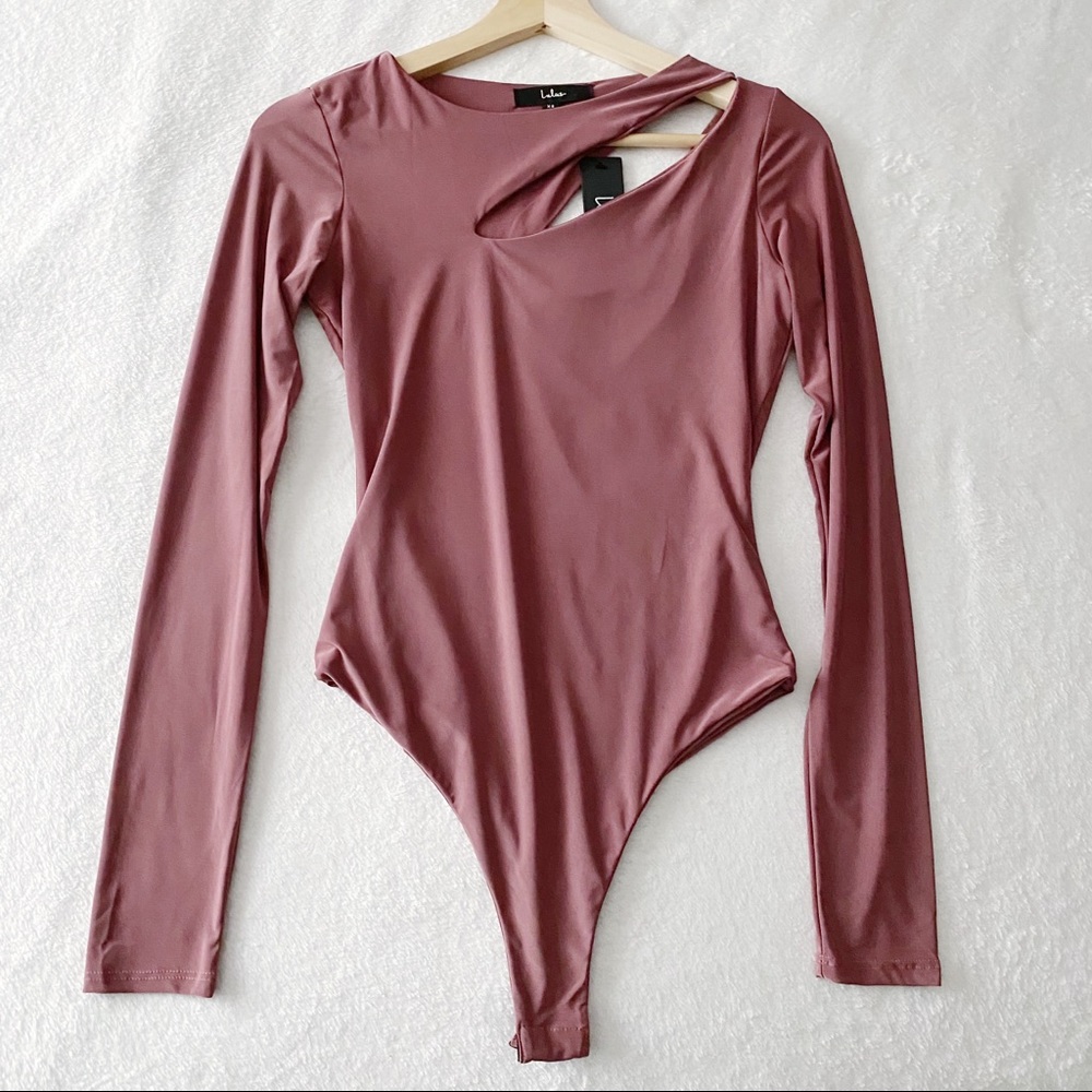 NWT Lulu’s Mauve CutOut Shoulder Long Sleeve Bodysuit - Picture 6 of 13